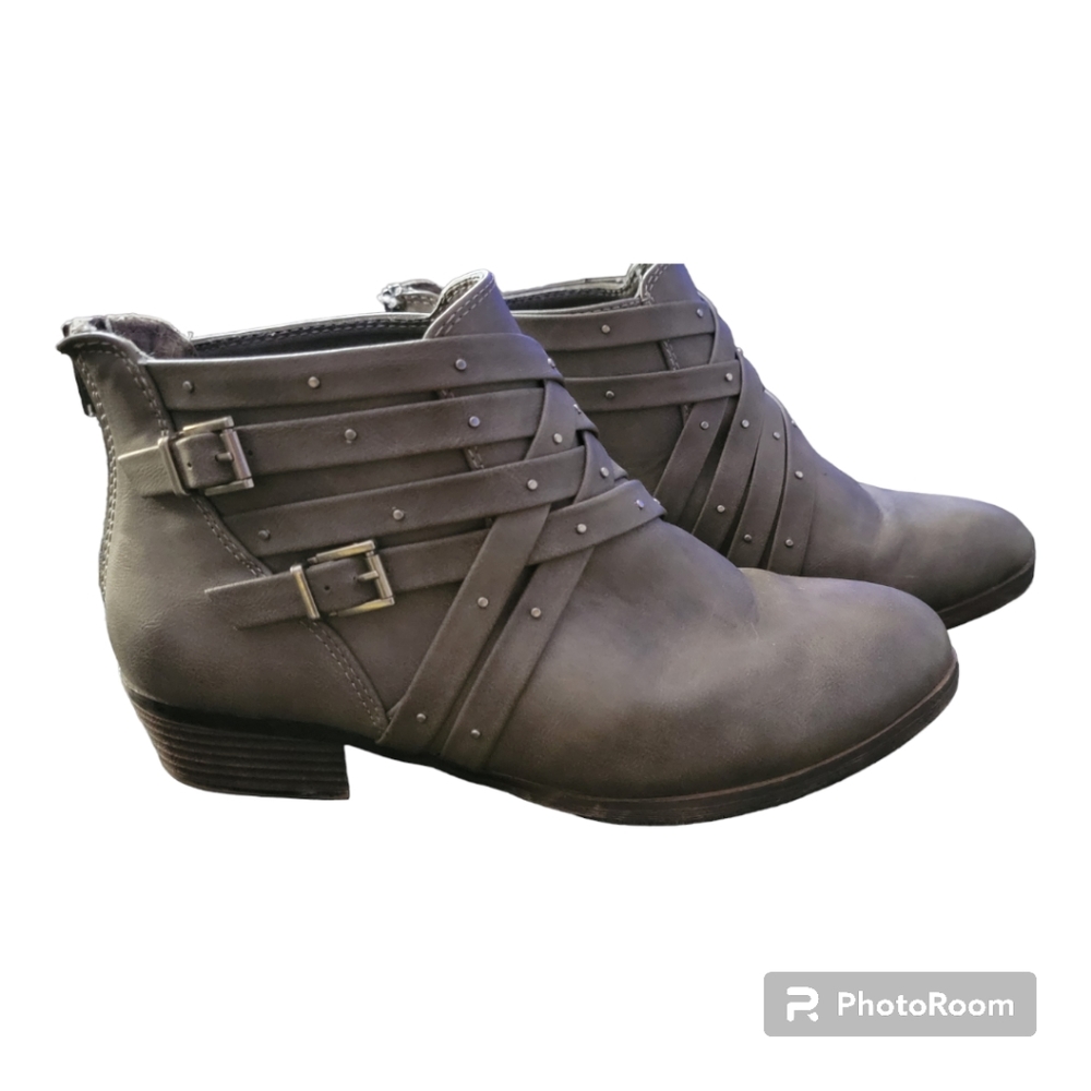 SO® Chantilly Women's Ankle Boots 10 wide
